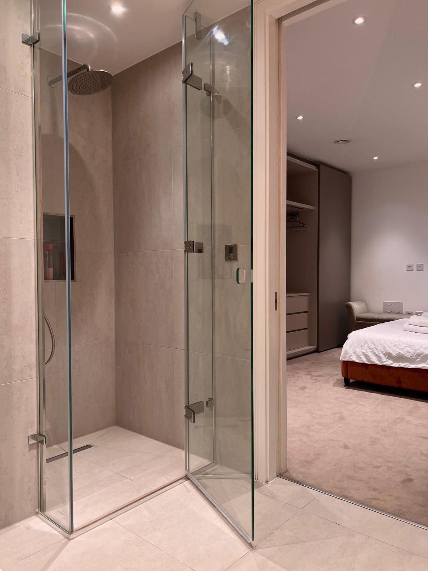 Апартаменты Luxury 2 Bedroom In Old Street, *
