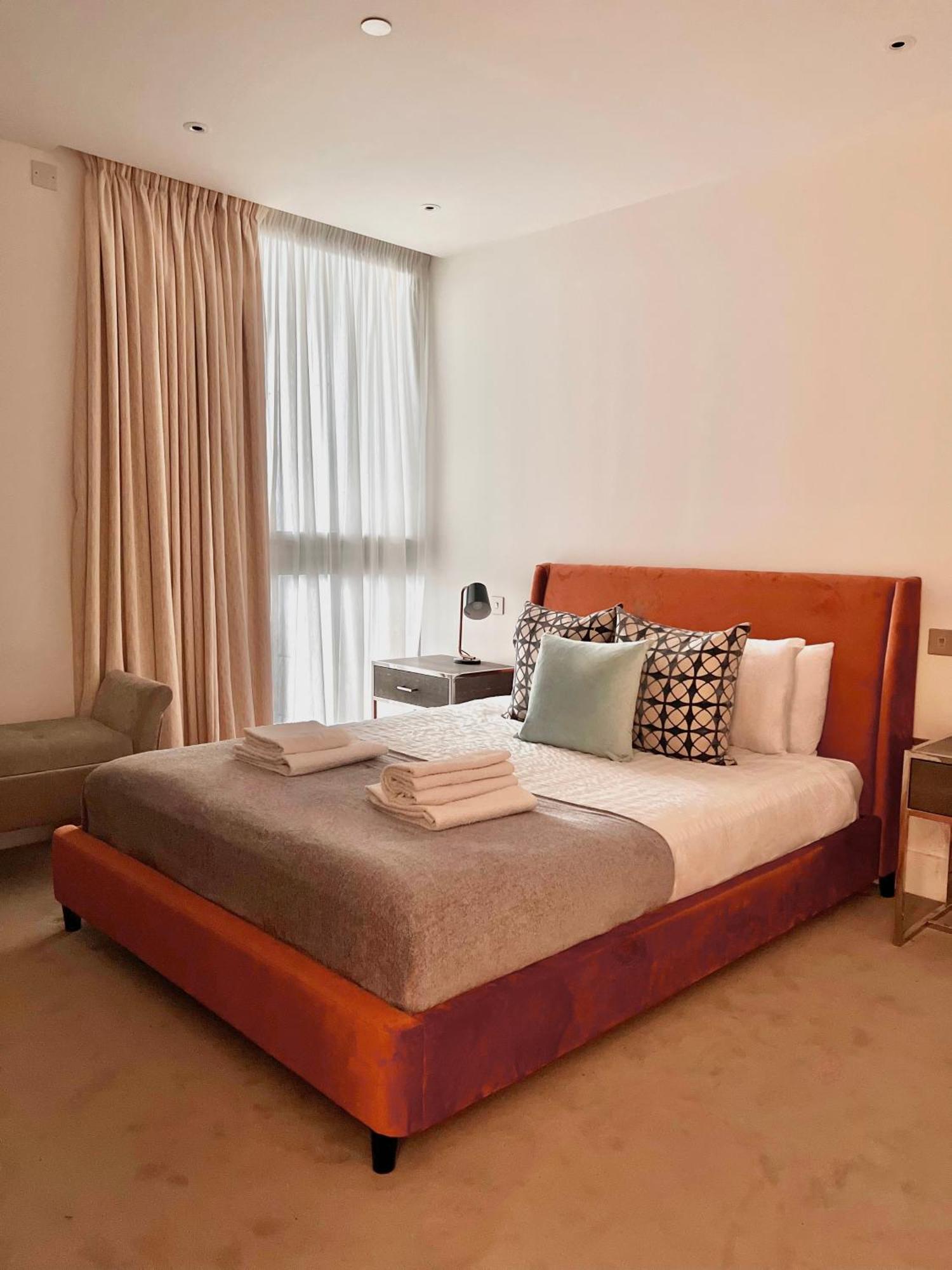 Luxury 2 Bedroom In Old Street, Апартаменты *