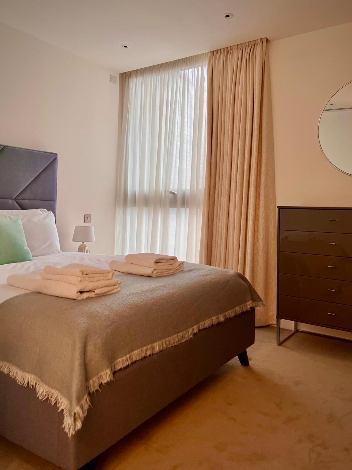 Luxury 2 Bedroom In Old Street, Апартаменты *